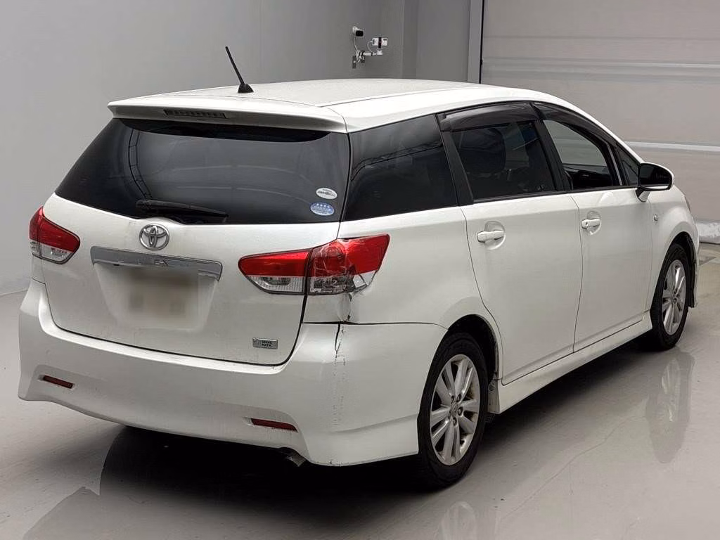 TOYOTA WISH