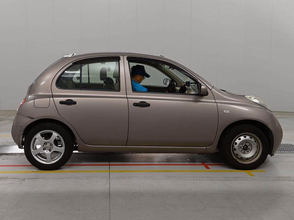 NISSAN MARCH