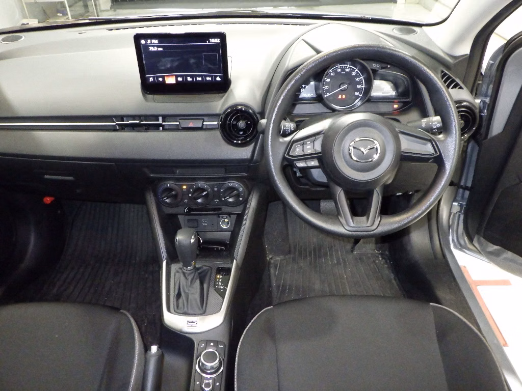 MAZDA MAZDA2