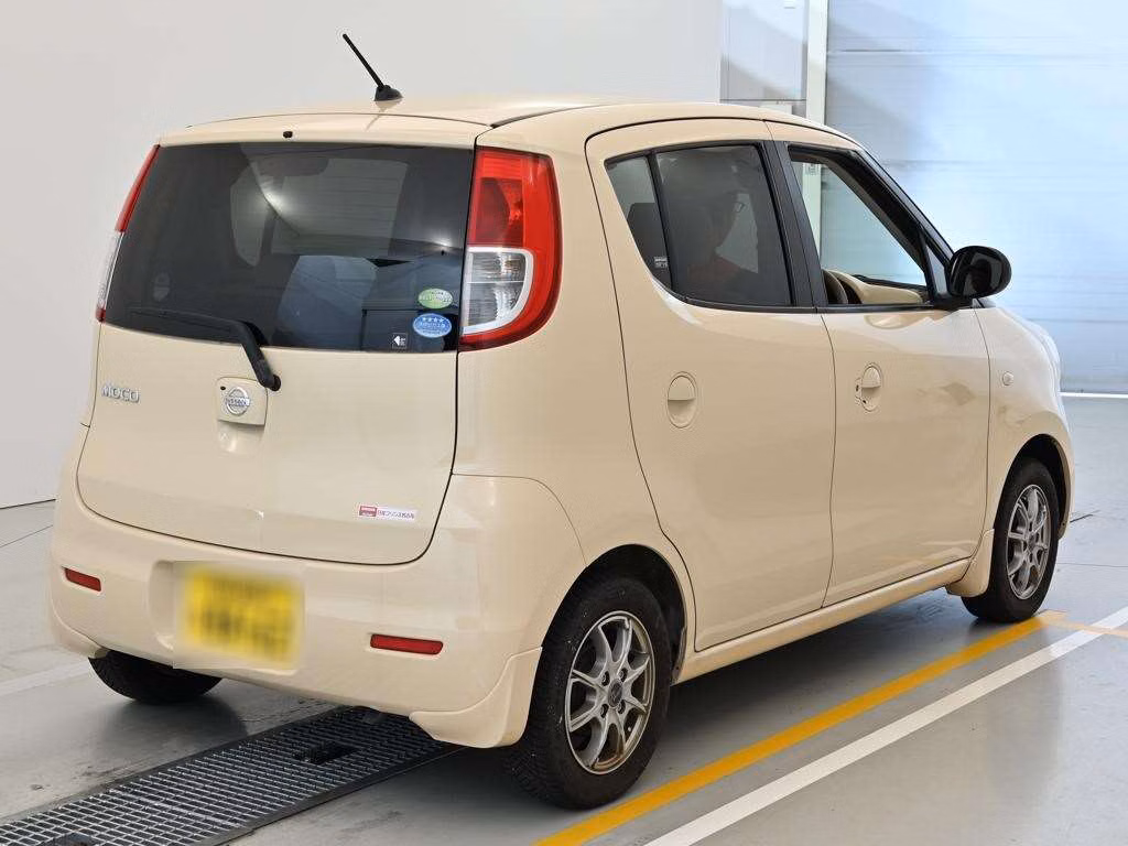NISSAN MOCO