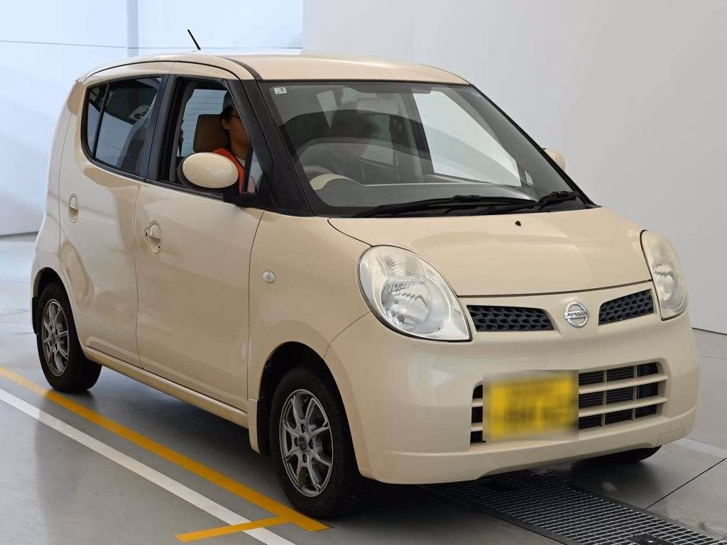 NISSAN MOCO