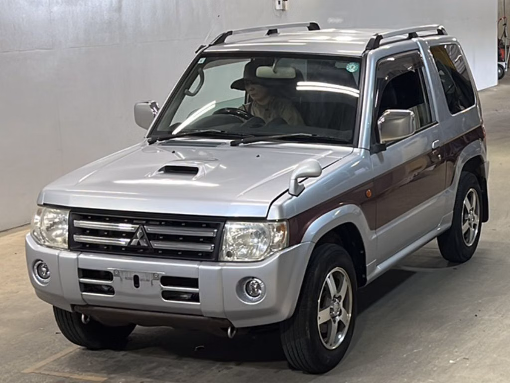 MITSUBISHI PAJERO MINI
