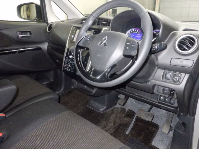 MITSUBISHI EK CUSTOM