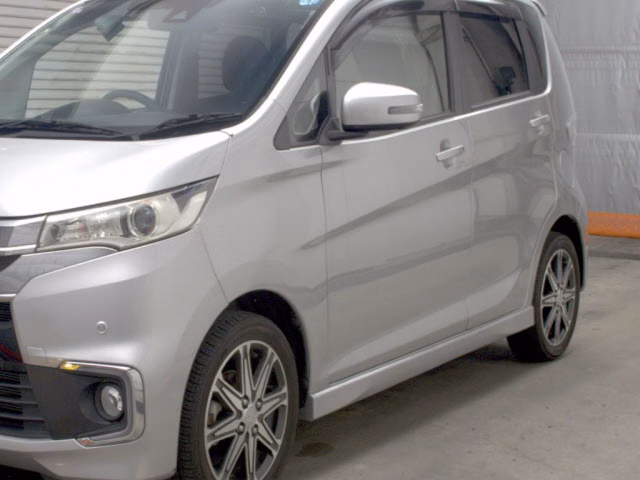 MITSUBISHI EK CUSTOM
