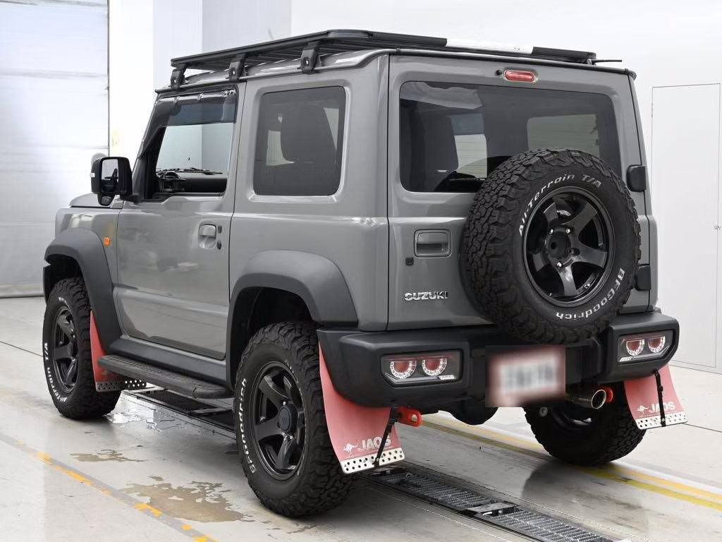 SUZUKI JIMNY SIERRA