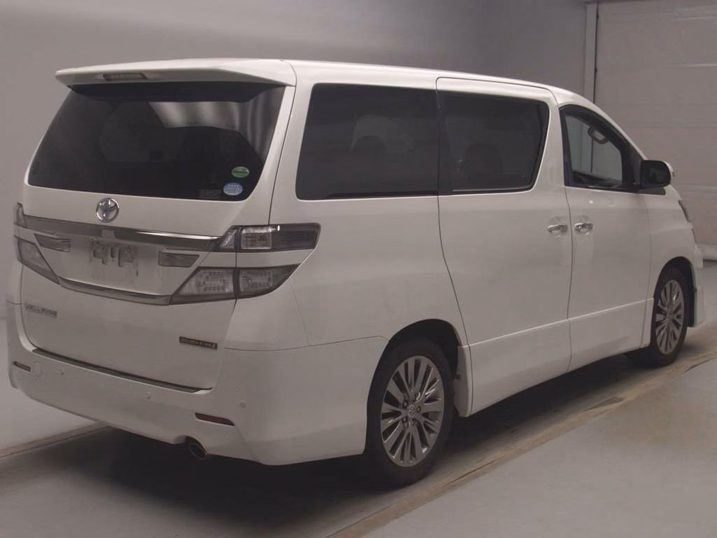 TOYOTA VELLFIRE