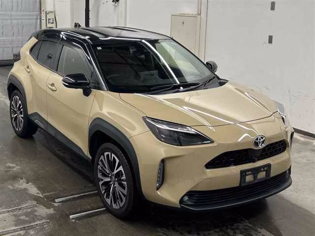 TOYOTA YARIS CROSS