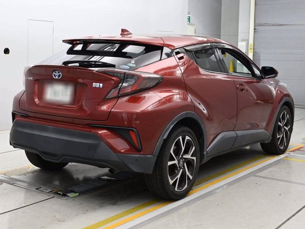 TOYOTA C-HR