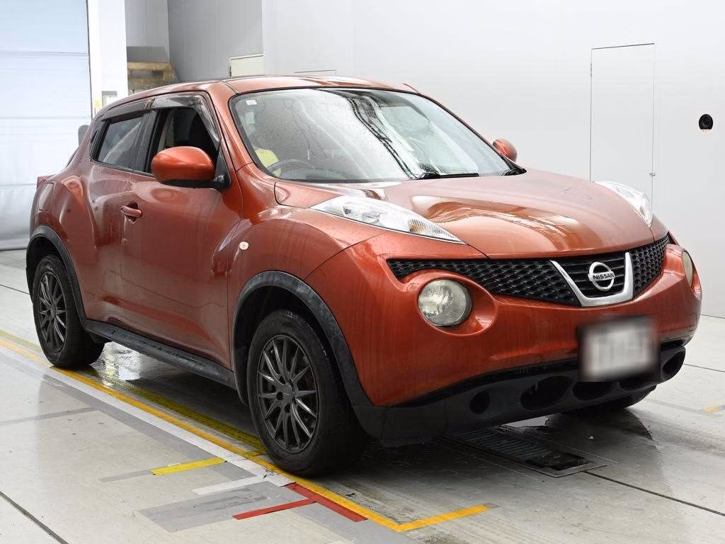 NISSAN JUKE