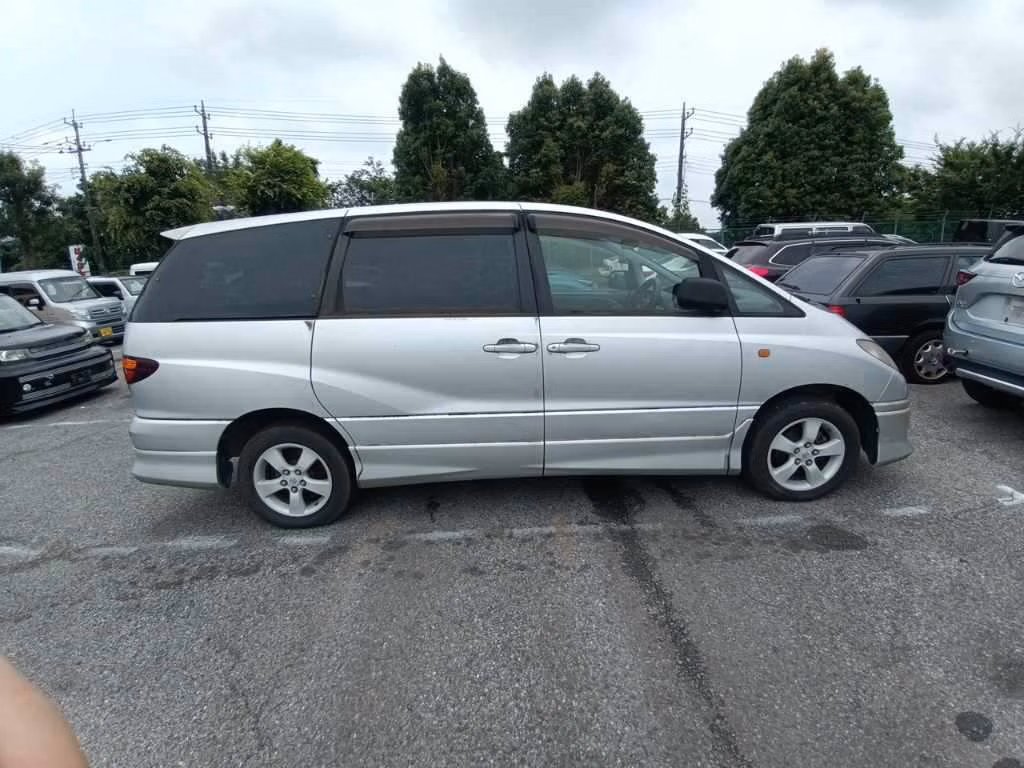 TOYOTA ESTIMA