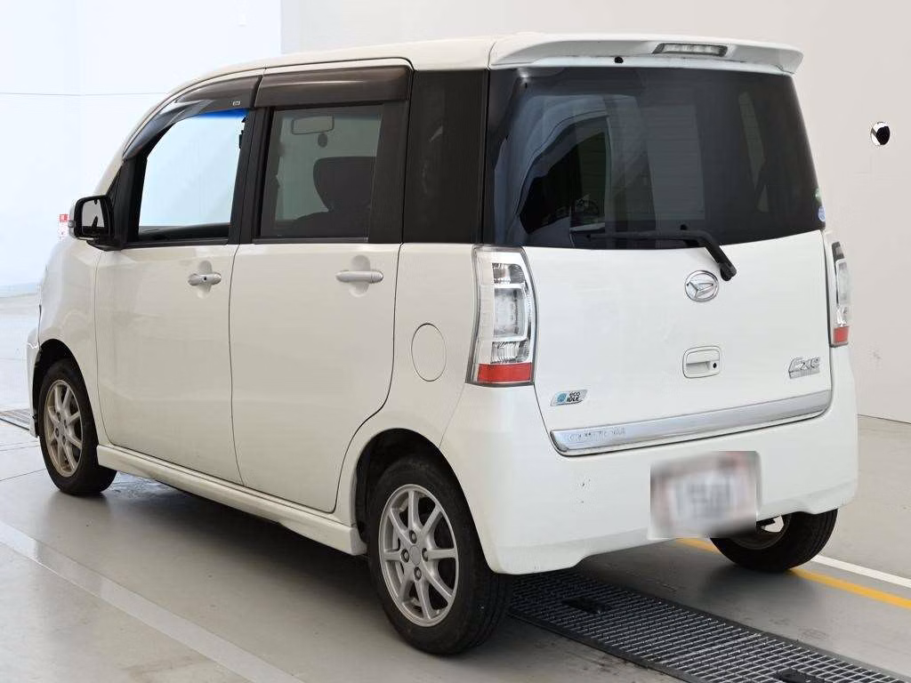 DAIHATSU TANTO EXE