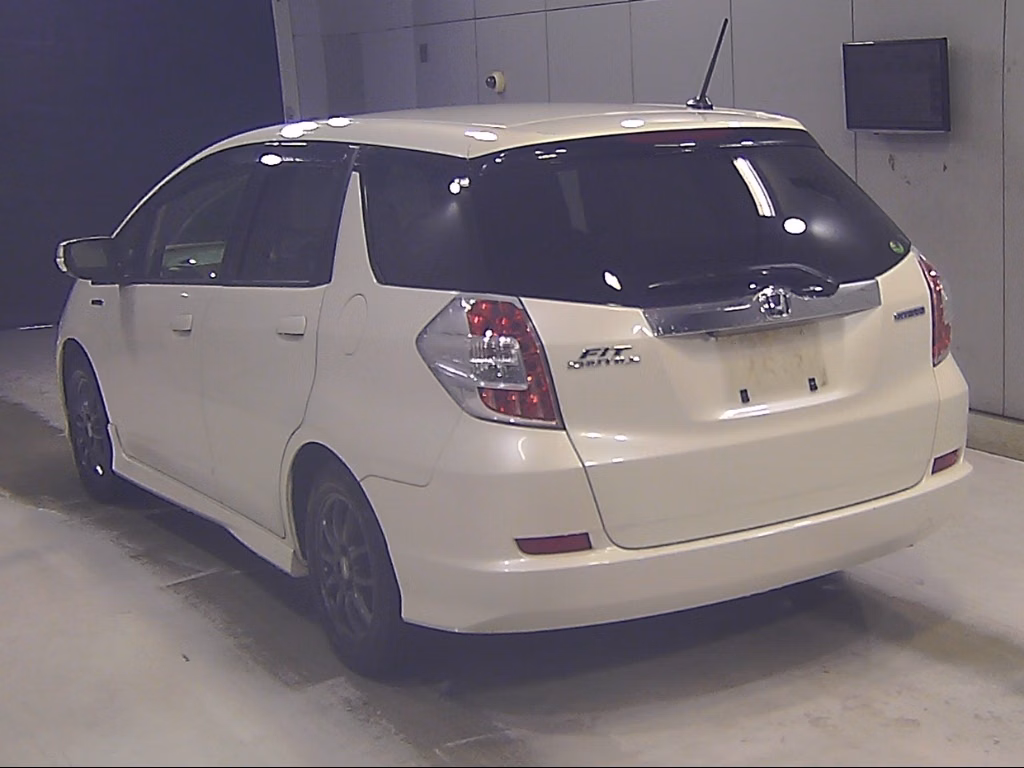 HONDA FIT SHUTTLE