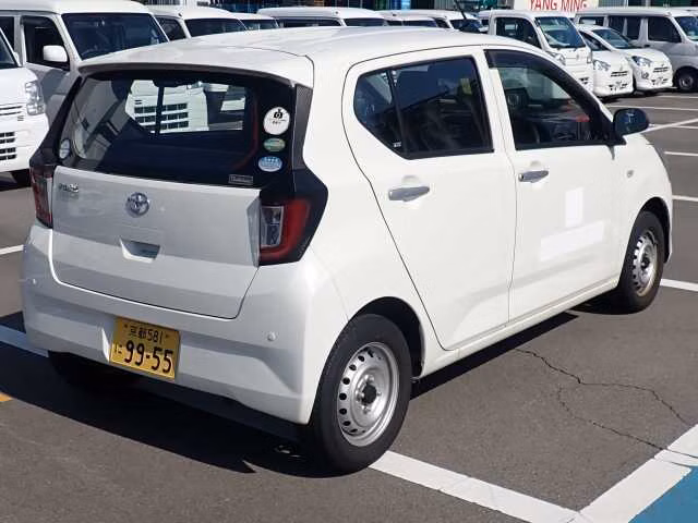 TOYOTA PIXIS EPOCH