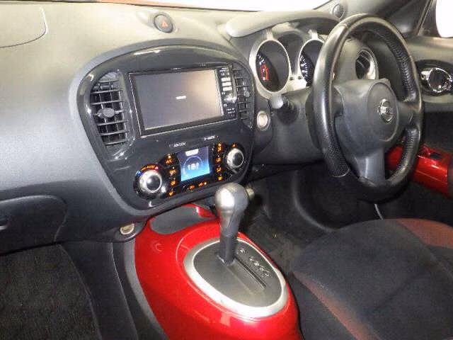 NISSAN JUKE