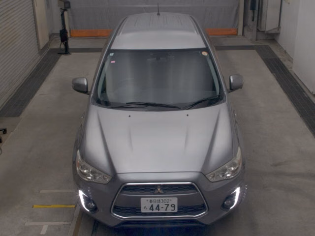 MITSUBISHI RVR