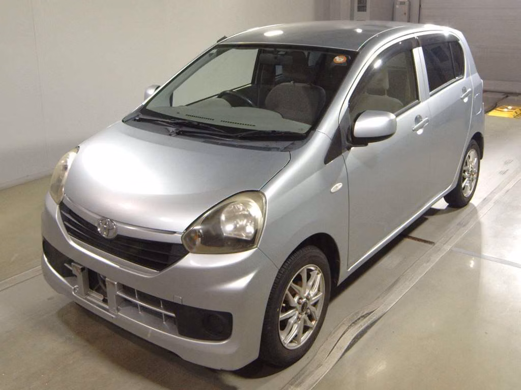TOYOTA PIXIS EPOCH