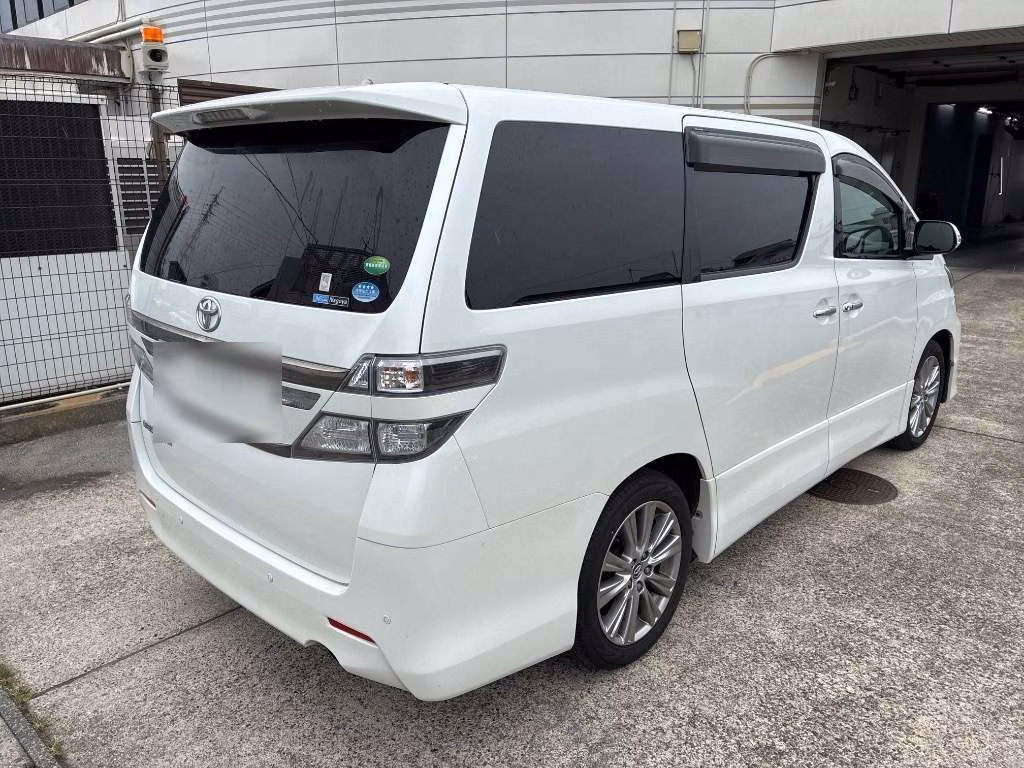 TOYOTA VELLFIRE
