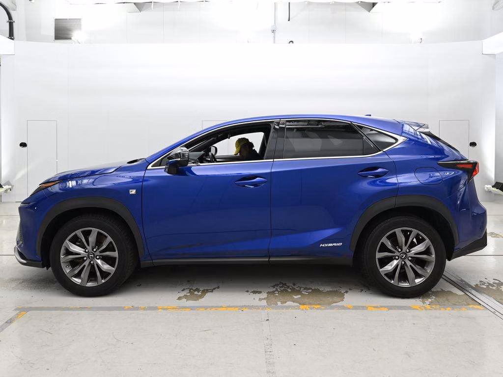 LEXUS NX300H