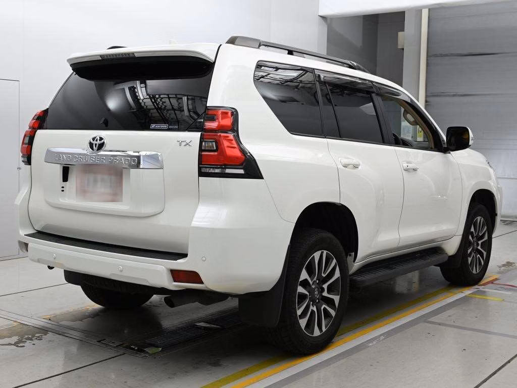 TOYOTA LAND CRUISER PRADO