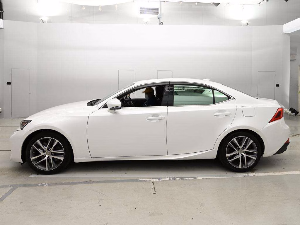 LEXUS IS300