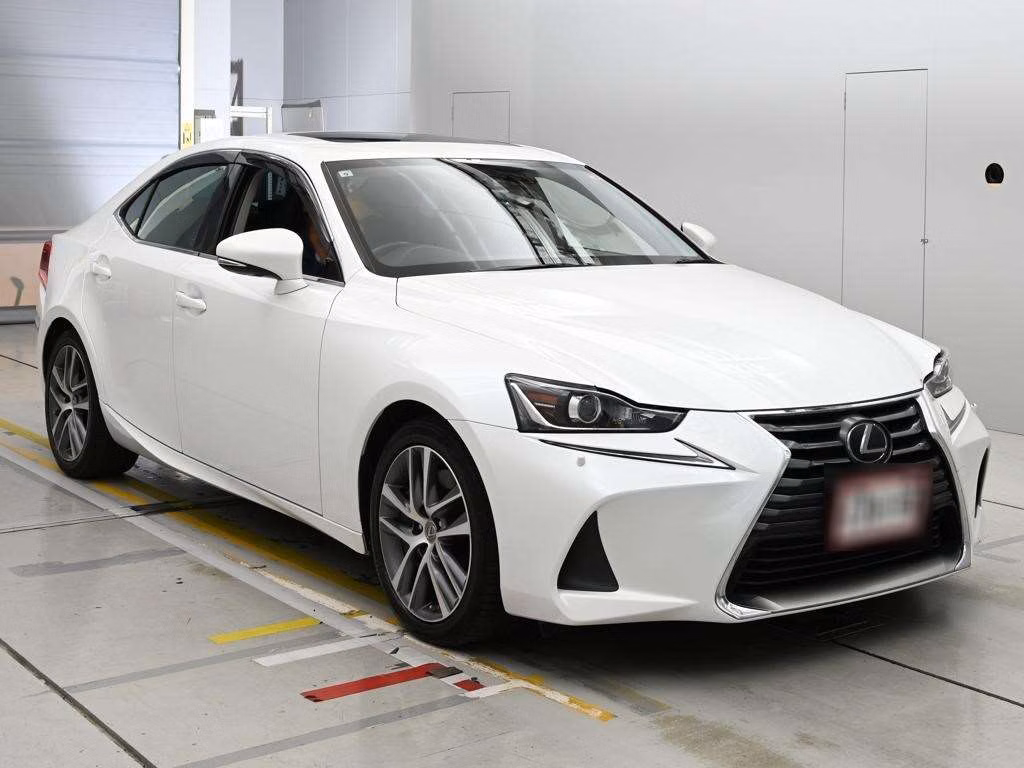 LEXUS IS300