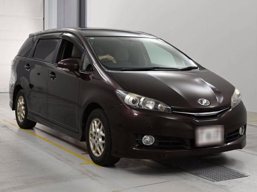 TOYOTA WISH