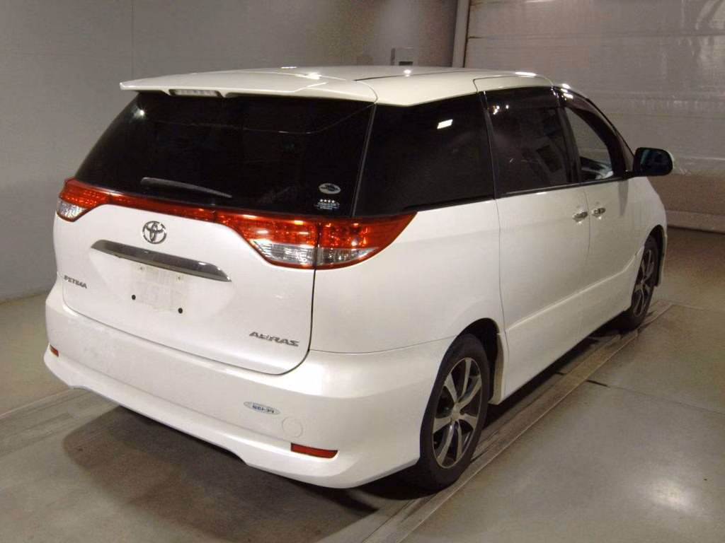 TOYOTA ESTIMA