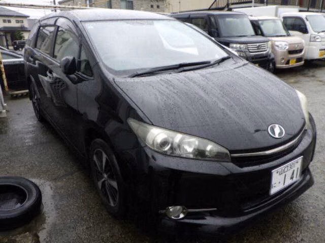 TOYOTA WISH