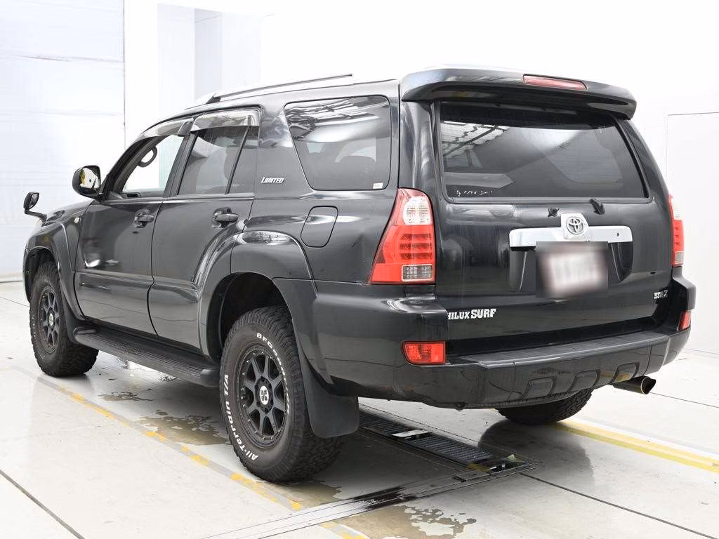 TOYOTA HILUX SURF