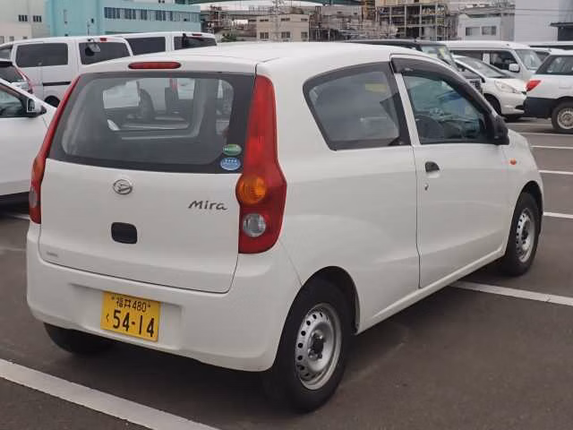 DAIHATSU MIRA