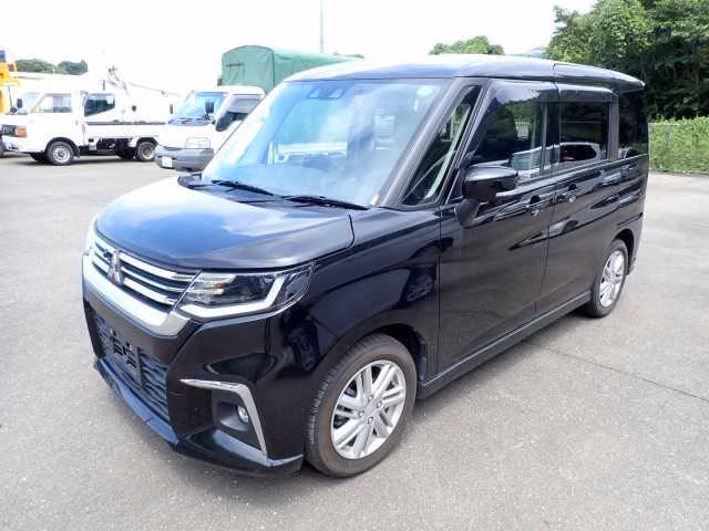 MITSUBISHI DELICA D:2