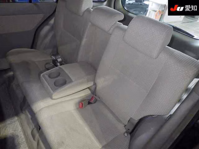 TOYOTA RAUM