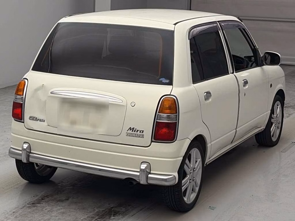 DAIHATSU MIRA GINO