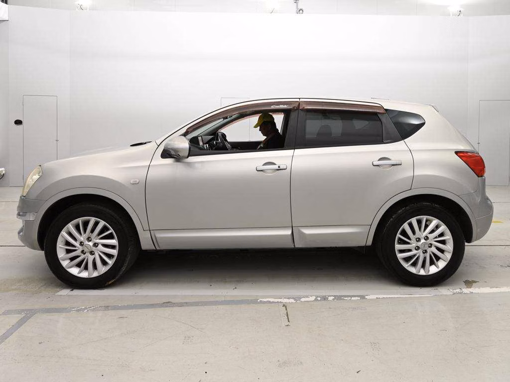 NISSAN DUALIS