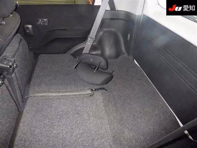 DAIHATSU TERIOS KID