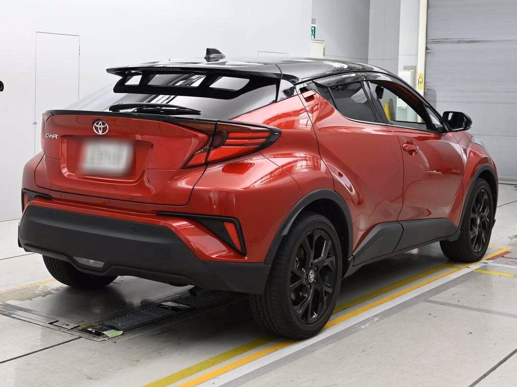 TOYOTA C-HR