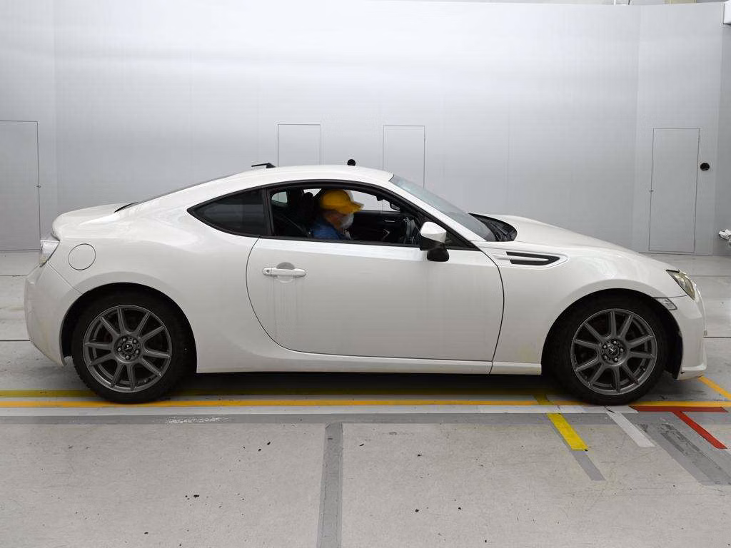 SUBARU BRZ