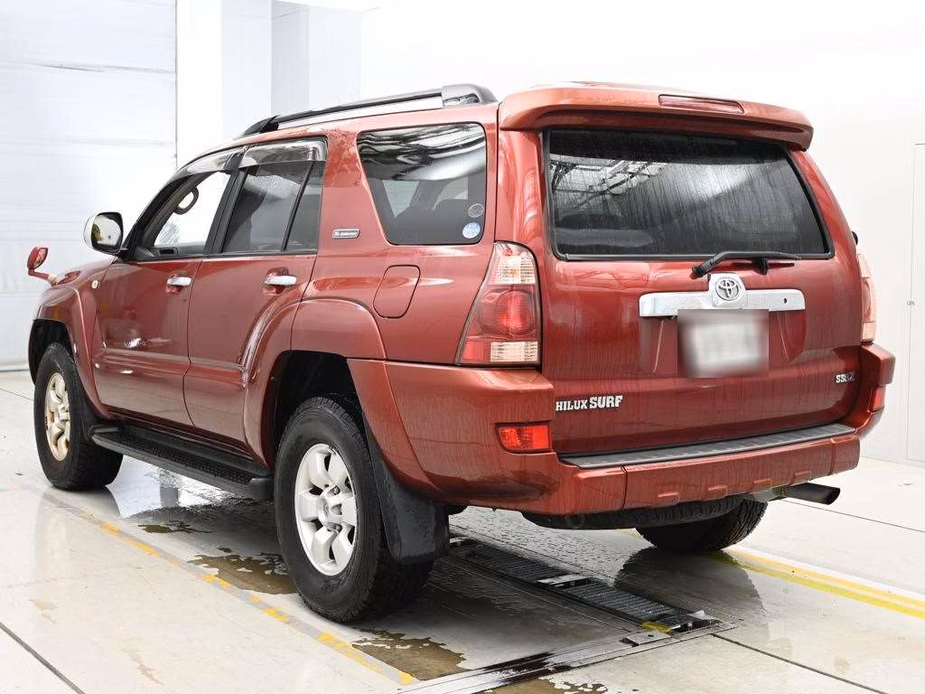 TOYOTA HILUX SURF