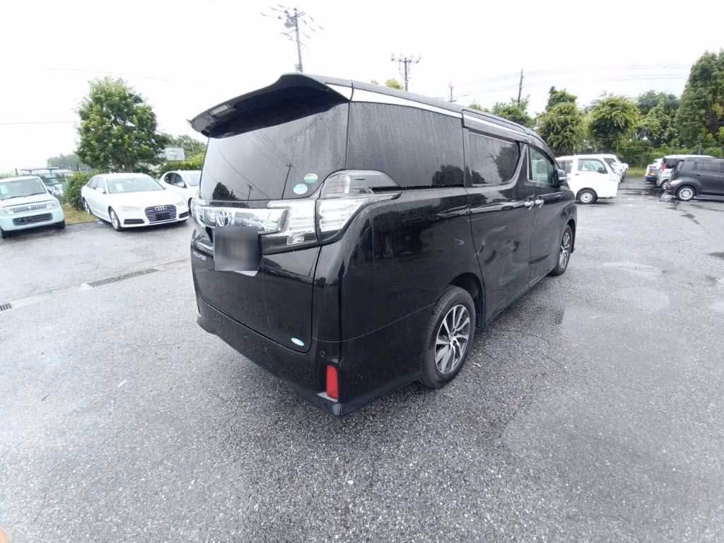 TOYOTA VELLFIRE