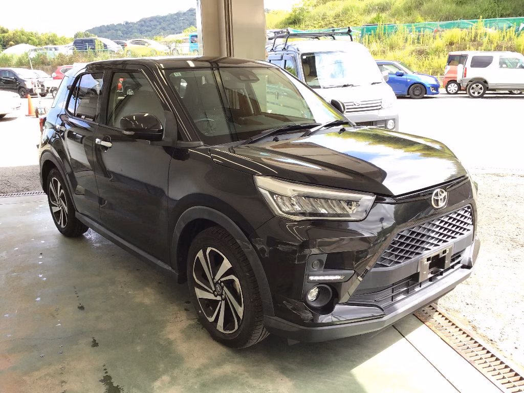 TOYOTA RAIZE