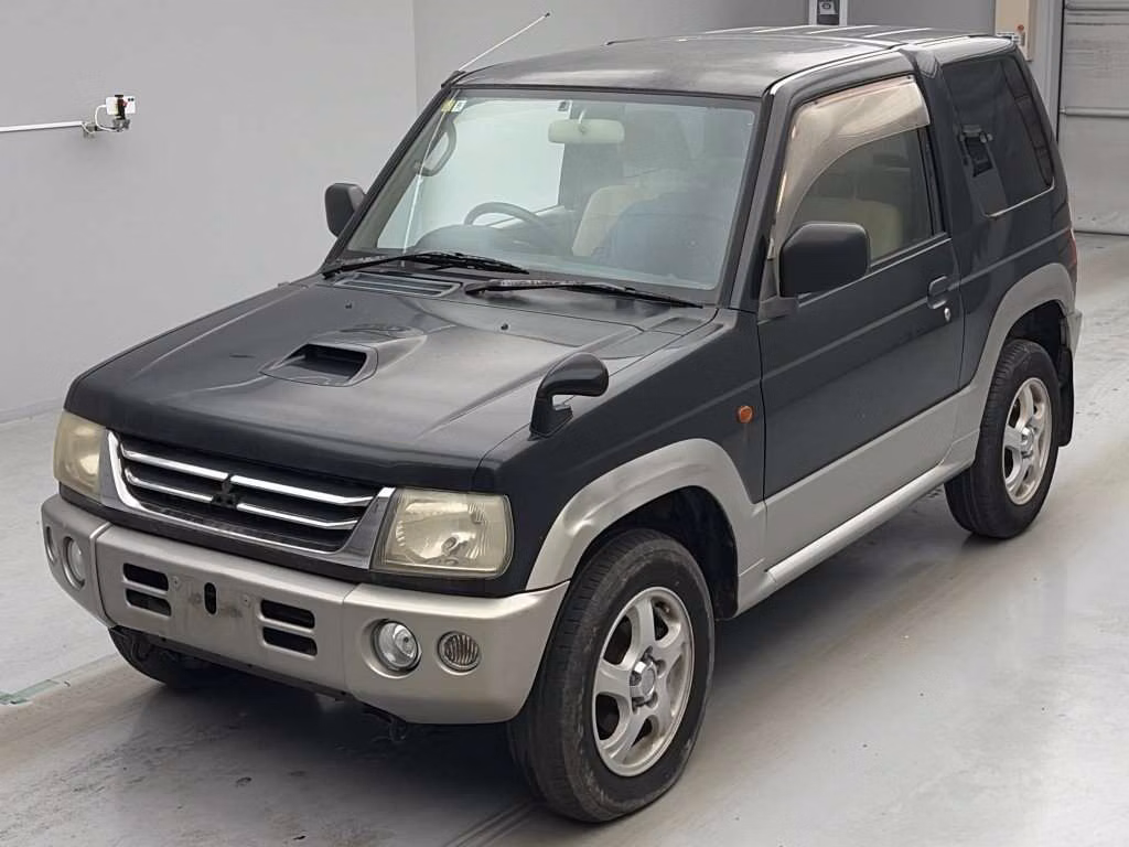 MITSUBISHI PAJERO MINI