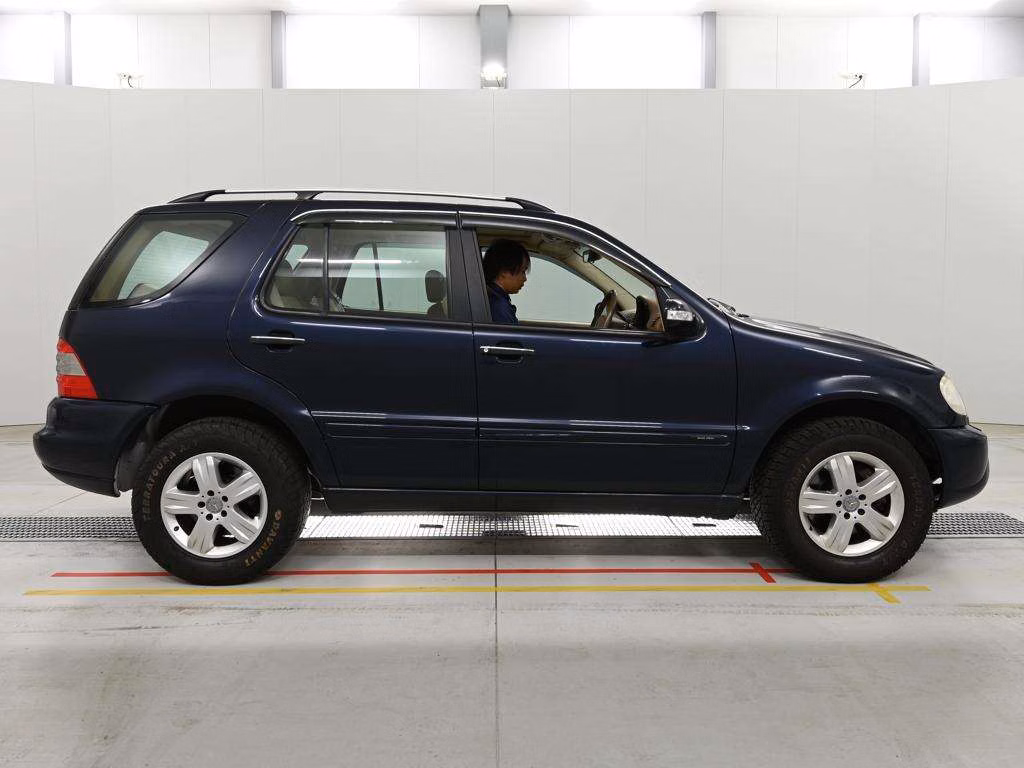 MERCEDES-BENZ M-CLASS