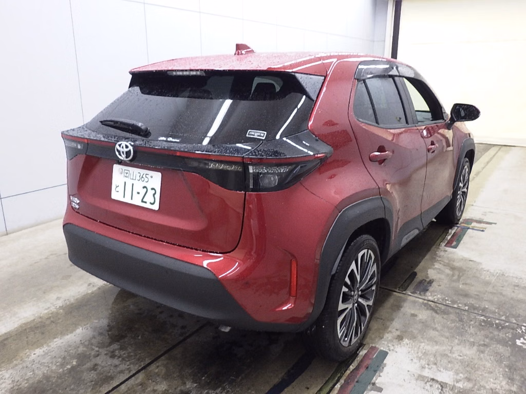 TOYOTA YARIS CROSS
