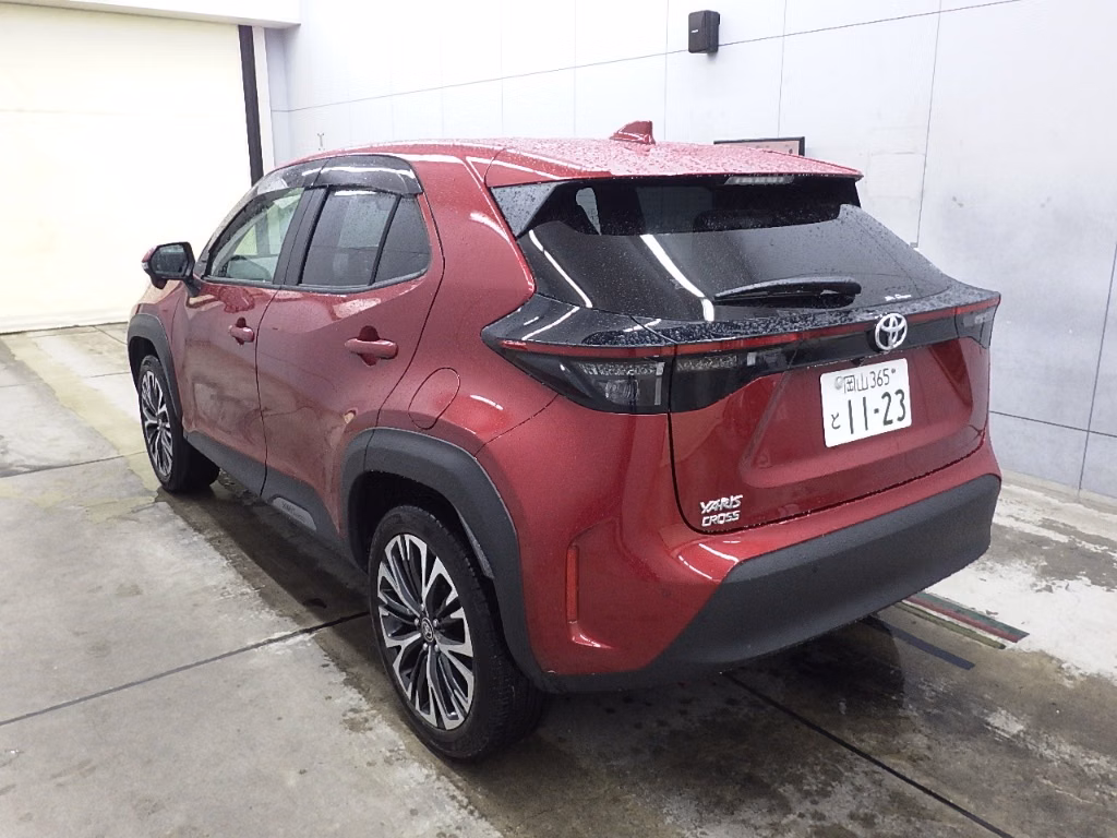 TOYOTA YARIS CROSS
