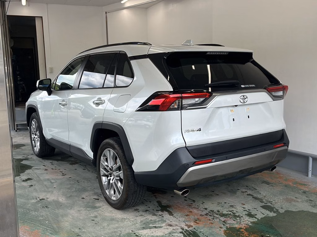 TOYOTA RAV4