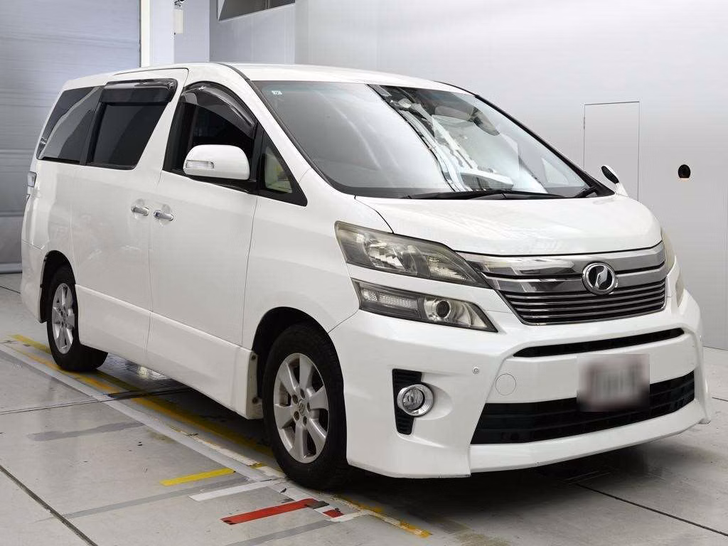 TOYOTA VELLFIRE