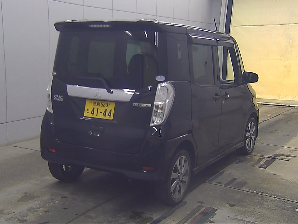MITSUBISHI EK SPACE