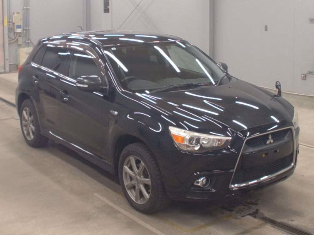 MITSUBISHI RVR