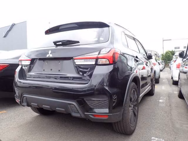 MITSUBISHI RVR