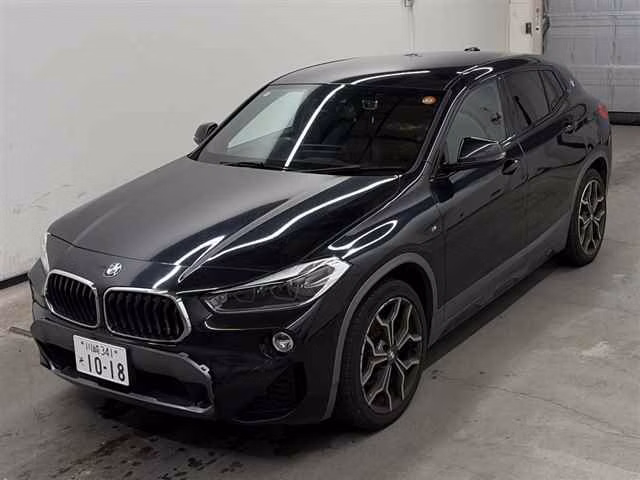 BMW X2